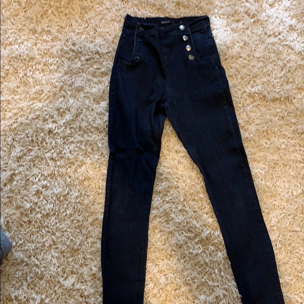 High waisted jeans